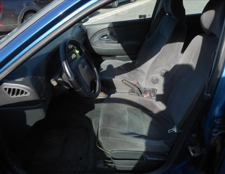 Volvo V40 Kombi 1,9 l 70 kw