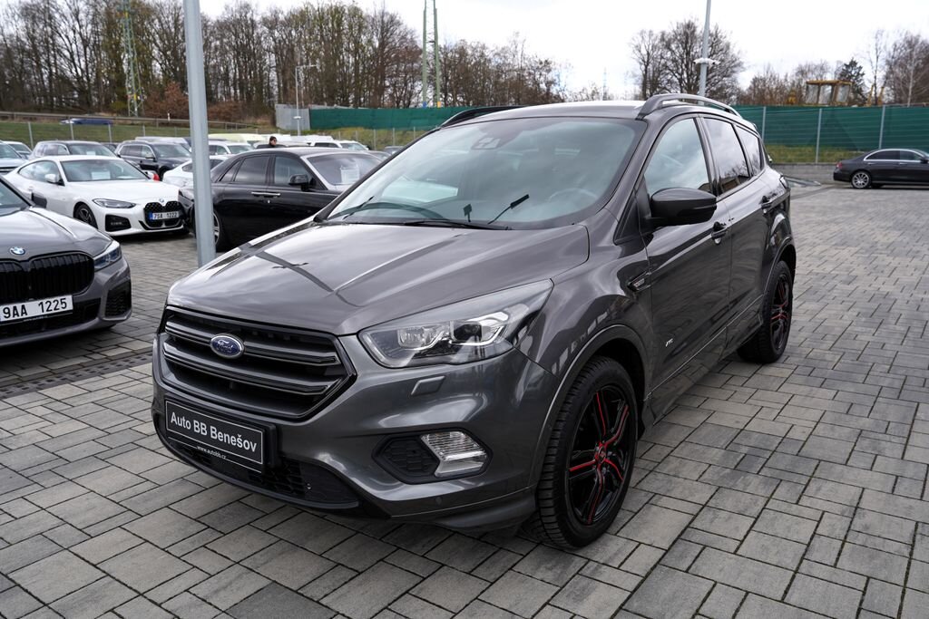 Ford Kuga SUV / Terénní 2,0 l 132 kw