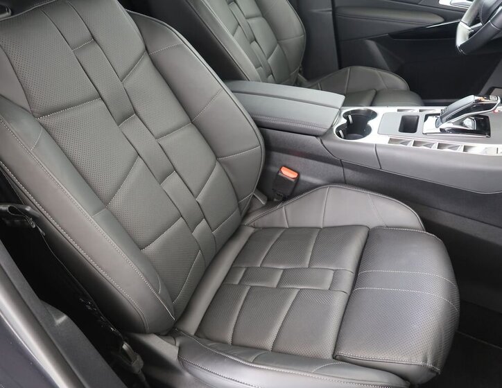 DS Automobiles DS7 Crossback SUV / Terénní 1,5 l 96 kw