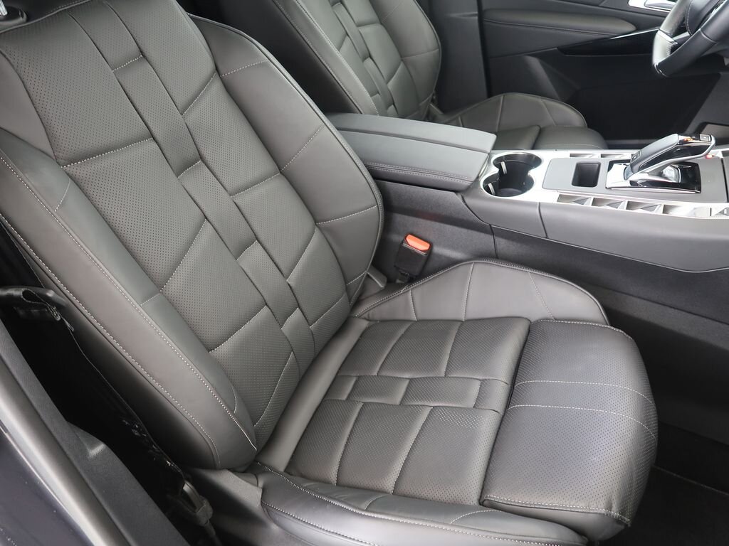 DS Automobiles DS7 Crossback SUV / Terénní 1,5 l 96 kw