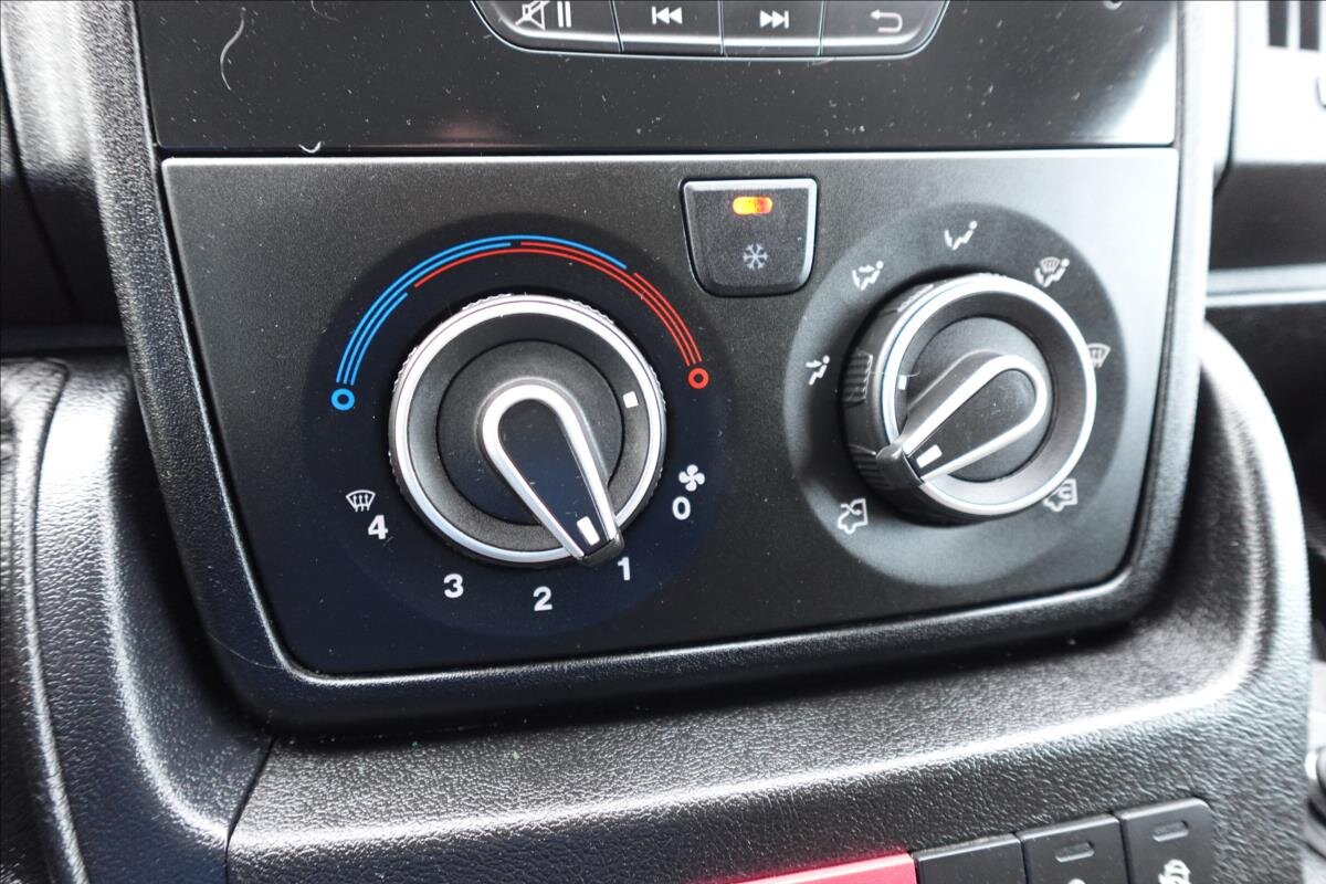 Peugeot Boxer Ostatní 2,0 l 120 kw