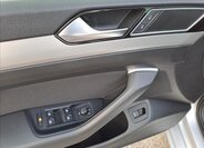 Volkswagen Passat 11