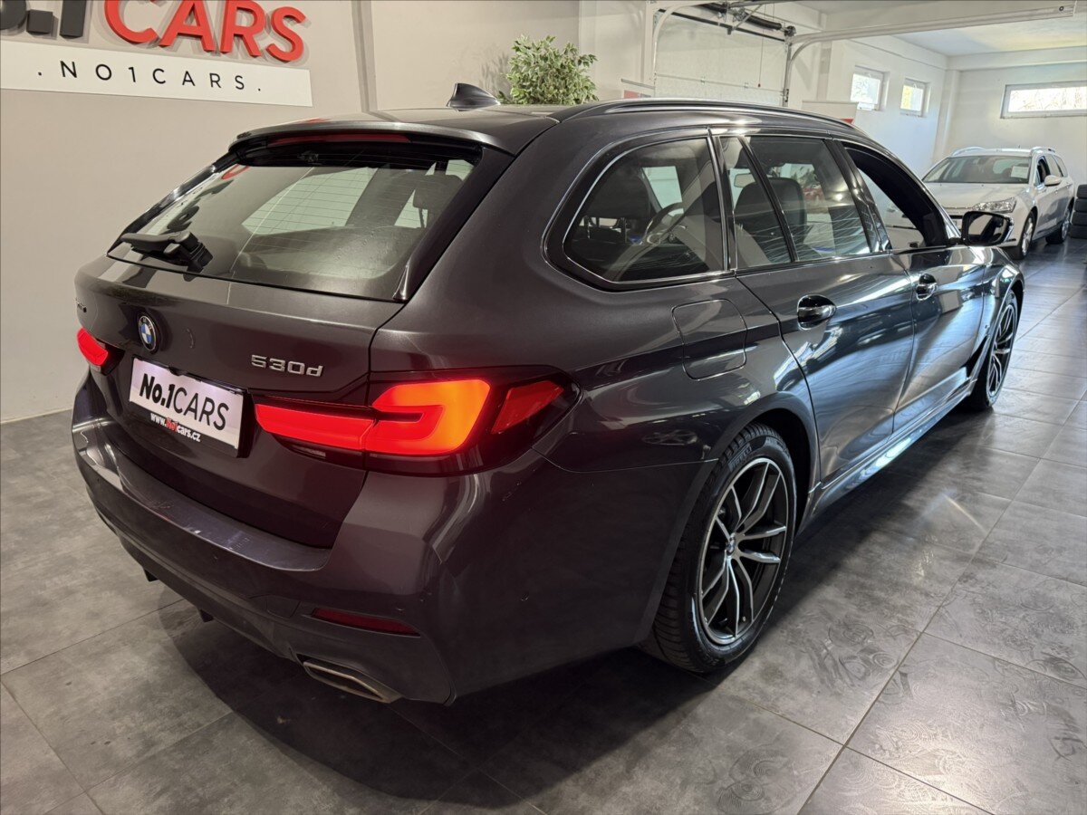 BMW Řada 5 Kombi 3,0 l 210 kw