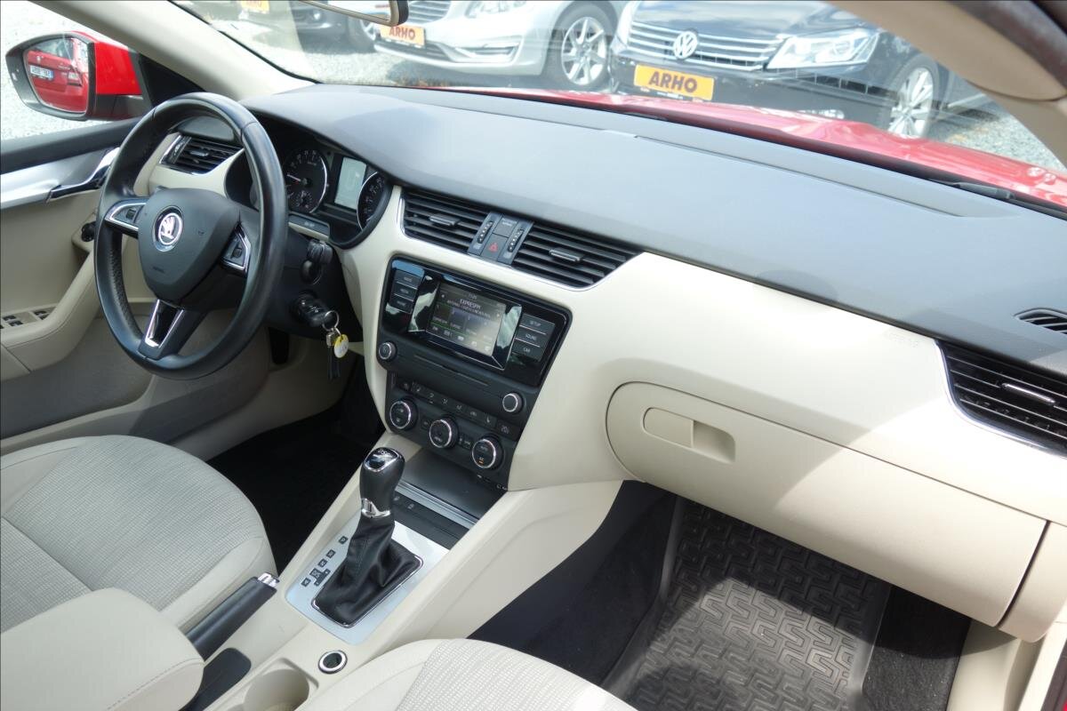 Škoda Octavia Liftback 1,6 l 81 kw