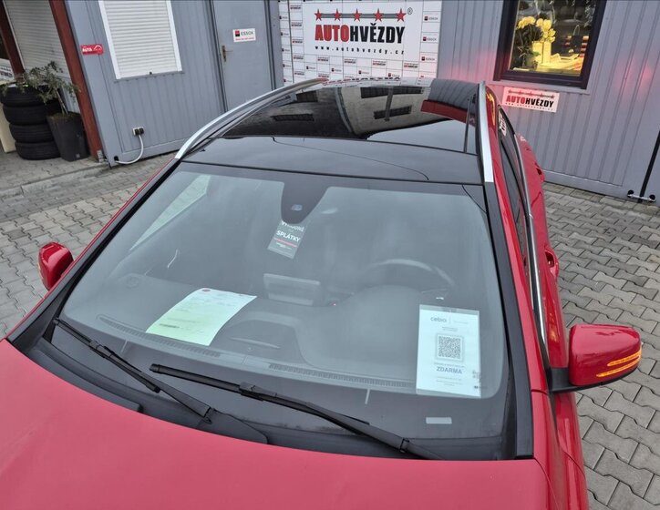 Mercedes-Benz GLA SUV / Terénní 1,6 l 115 kw