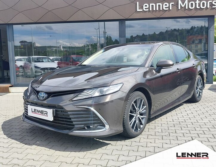 Toyota Camry Sedan / Limuzína 2,5 l 160 kw