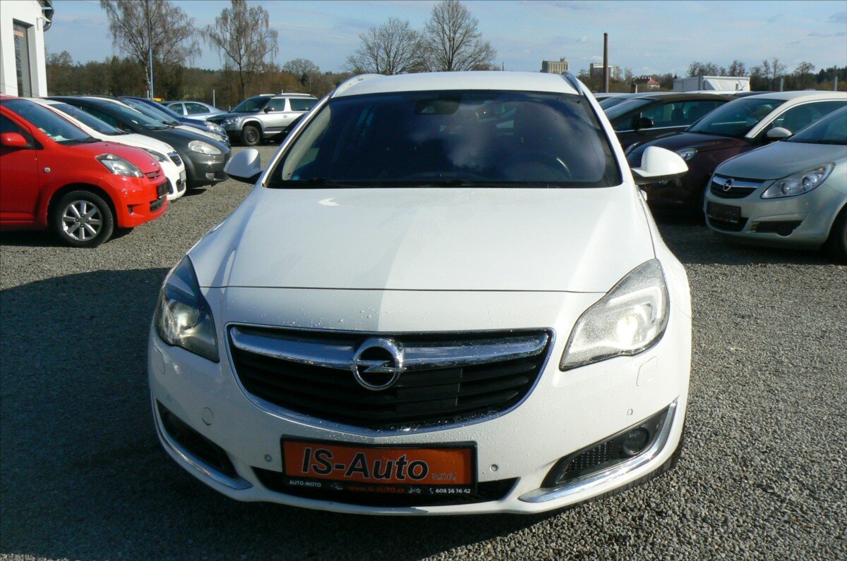 Opel Insignia Kombi 2,0 l 125 kw