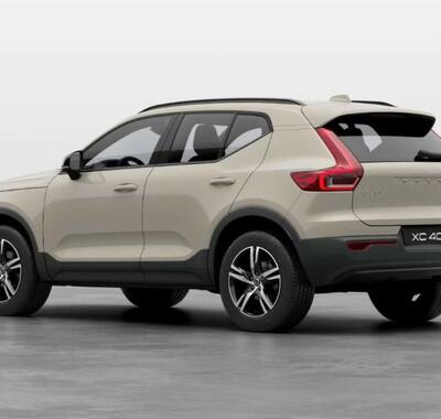 Volvo XC40 5
