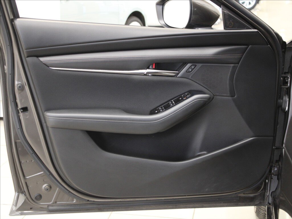 Mazda 3 Sedan 2,0 l 90 kw