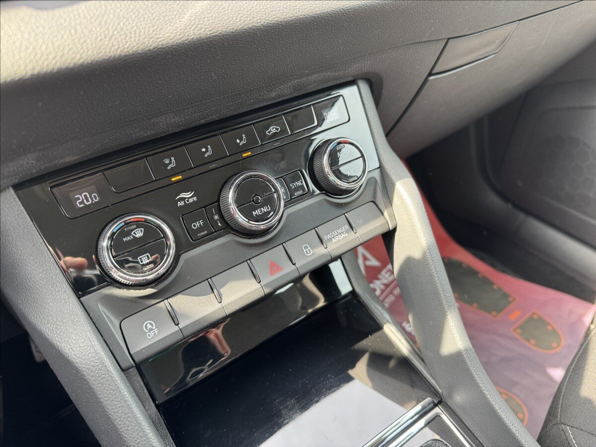 Škoda Karoq Kombi 1,6 l 85 kw