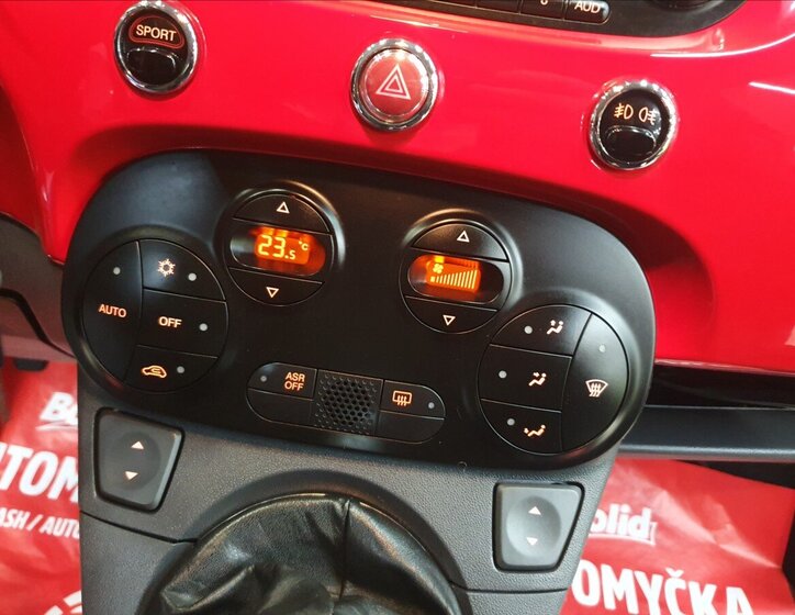 Fiat 500 Hatchback 1,4 l 74 kw