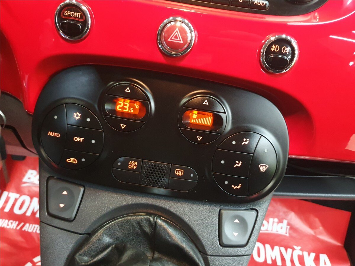 Fiat 500 Hatchback 1,4 l 74 kw