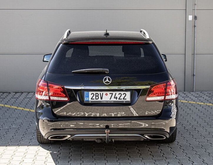 Mercedes-Benz Třídy E Kombi 3,0 l 190 kw