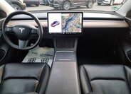 Tesla Model 3 Sedan / Limuzína 0,0 355 kw