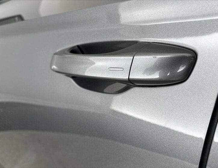 Škoda Karoq SUV / Terénní 1,5 l 110 kw