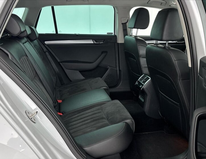 Škoda Superb Kombi 2,0 l 110 kw