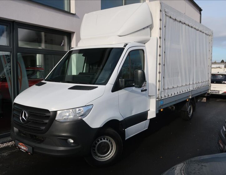 Mercedes-Benz Sprinter 1
