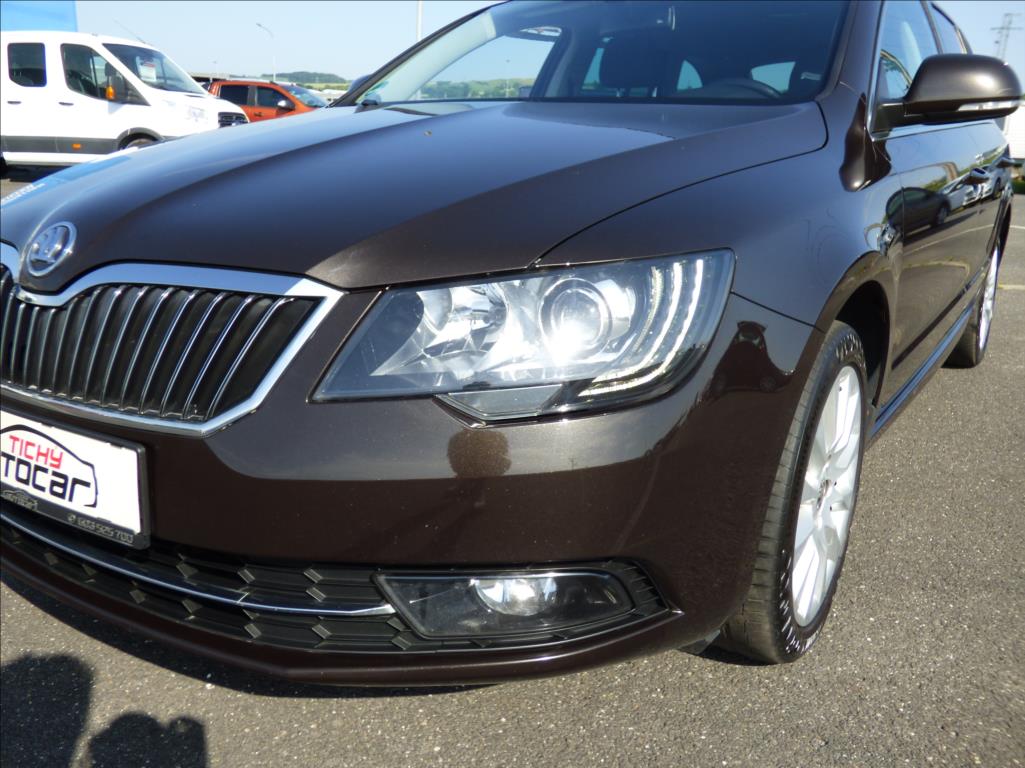 Škoda Superb