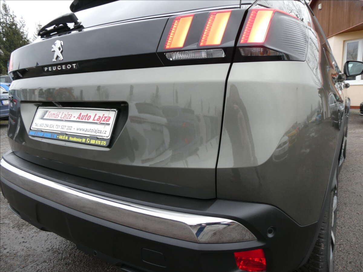 Peugeot 3008 SUV 1,6 l 121 kw