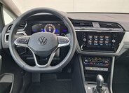 Volkswagen Touran 8