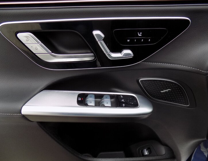 Mercedes-Benz EQE 19