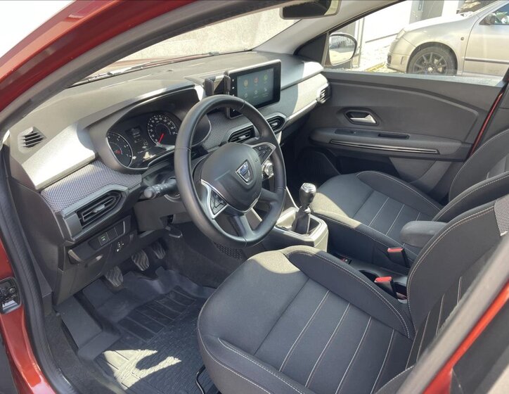 Dacia Jogger Kombi 999,0 67 kw