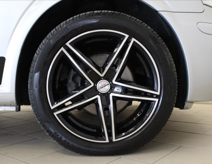 Mercedes-Benz Viano Kombi 3,0 l 165 kw