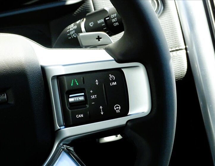 Land Rover Discovery SUV / Terénní 3,0 l 184 kw