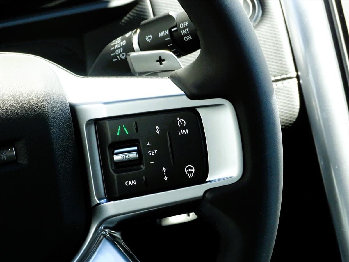 Land Rover Discovery SUV / Terénní 3,0 l 184 kw