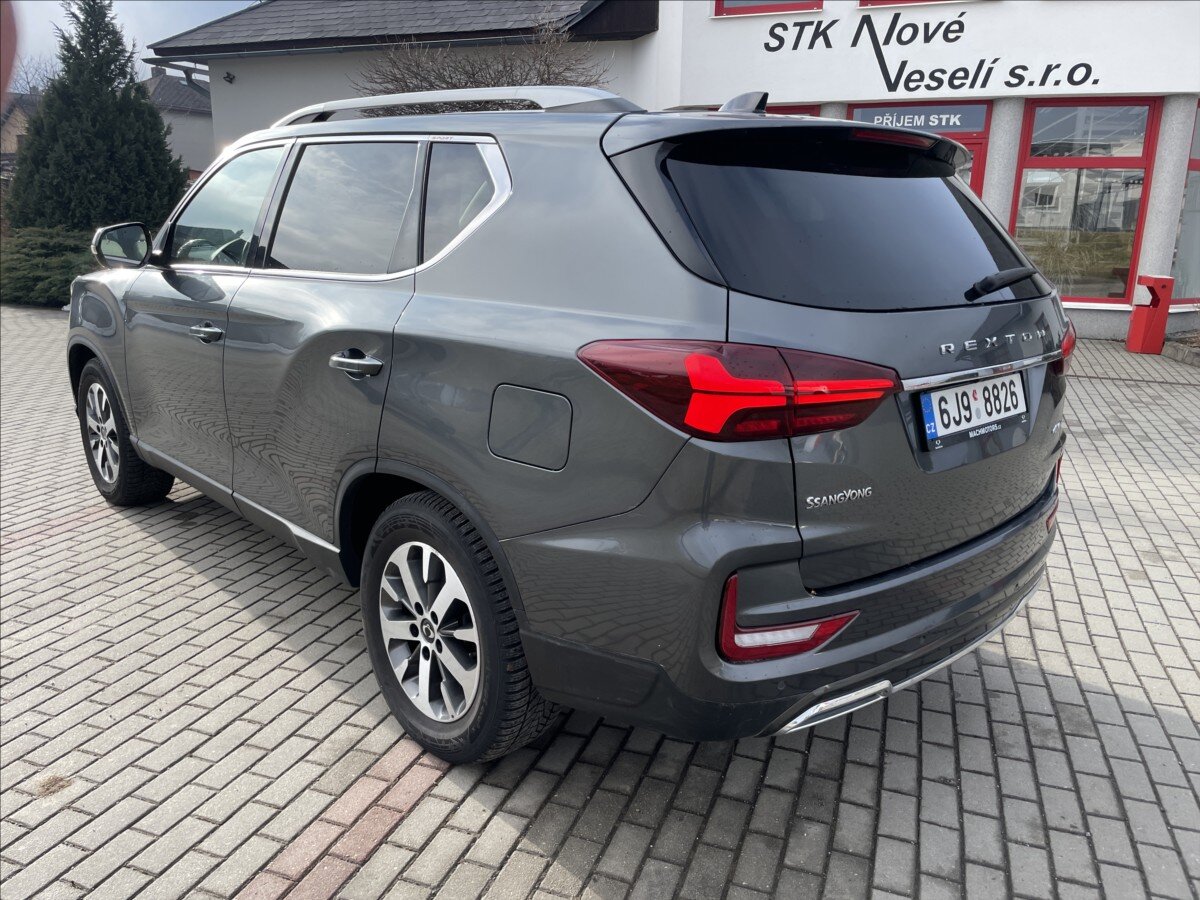 SsangYong Rexton Kombi 2,2 l 148 kw