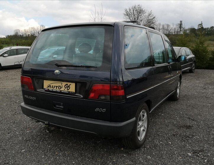 Peugeot 806 Kombi 2,1 l 80 kw