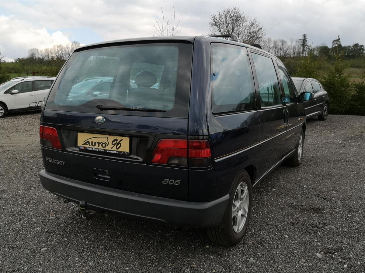 Peugeot 806 Kombi 2,1 l 80 kw