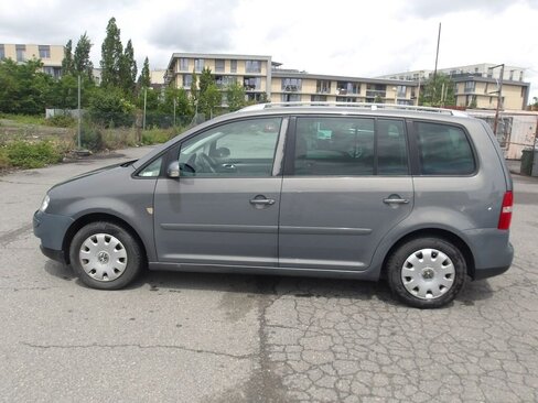 Volkswagen Touran MPV 1,9 l 77 kw