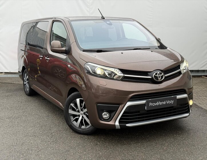 Toyota ProAce VAN-Minibus 2,0 l 130 kw