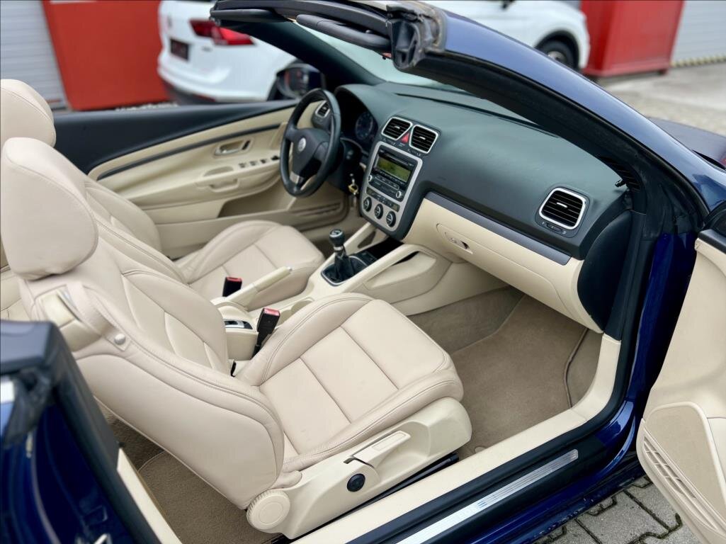 Volkswagen EOS