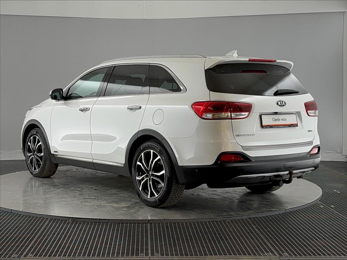 KIA Sorento SUV / Terénní 2,2 l 147 kw