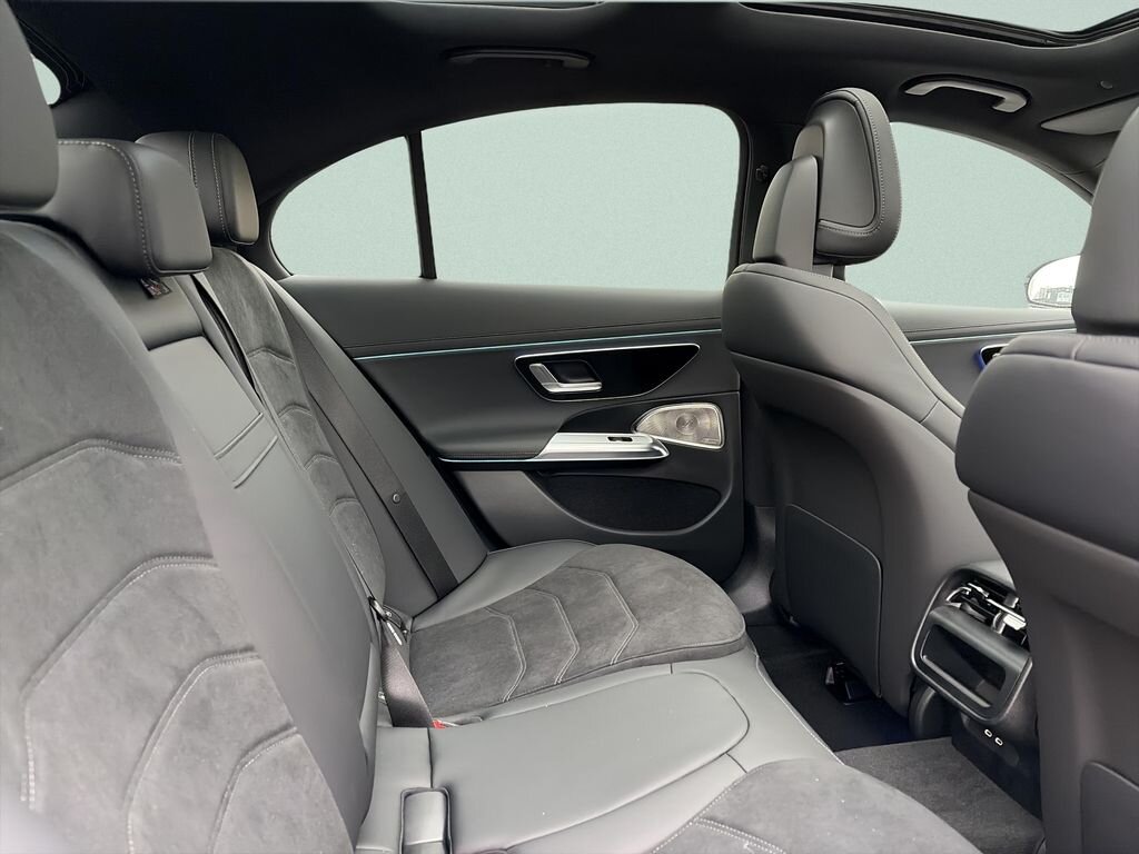 Mercedes-Benz Třídy E Sedan / Limuzína 2,0 l 145 kw