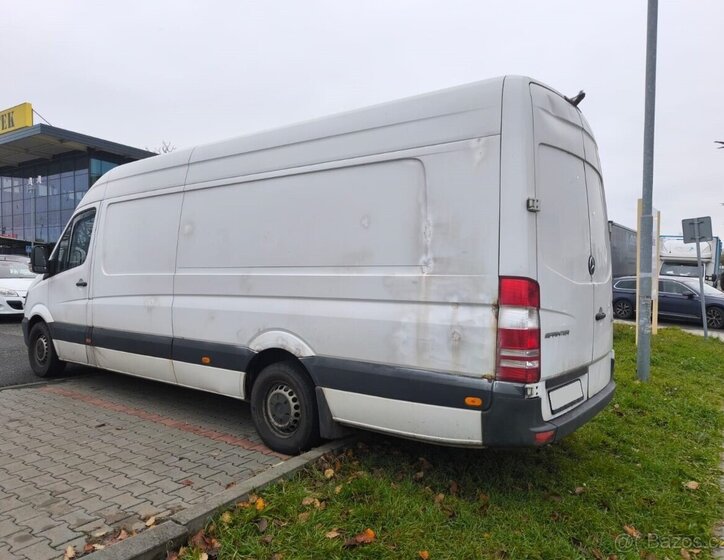 Mercedes-Benz Sprinter 5