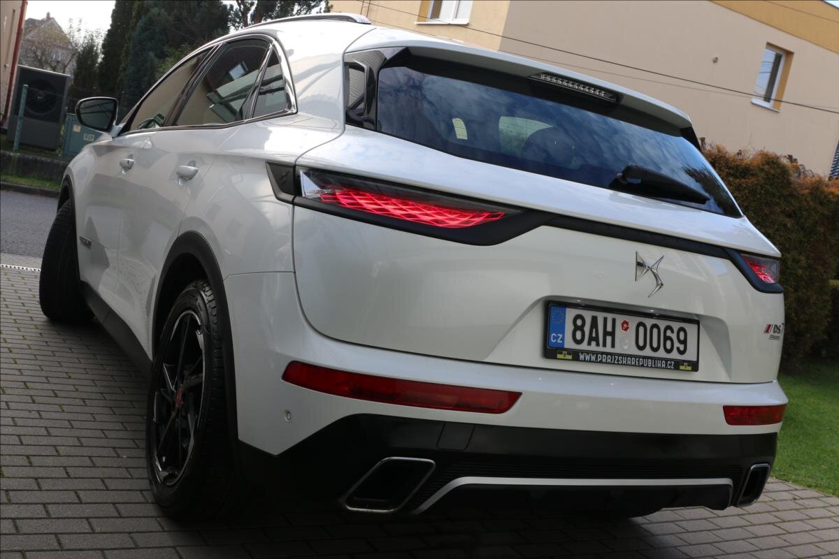 DS Automobiles DS7 Crossback Kombi 2,0 l 130 kw