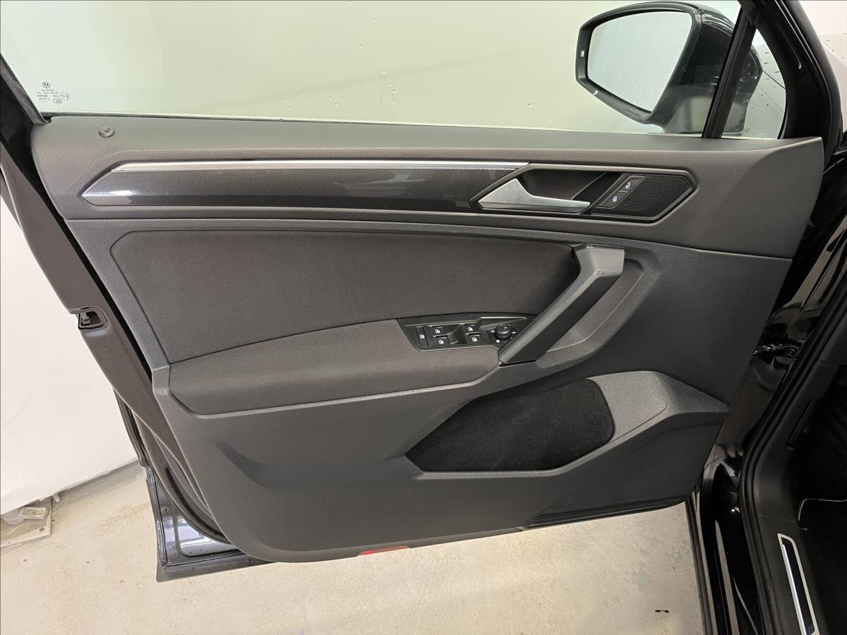 Volkswagen Tiguan SUV / Terénní 2,0 l 110 kw