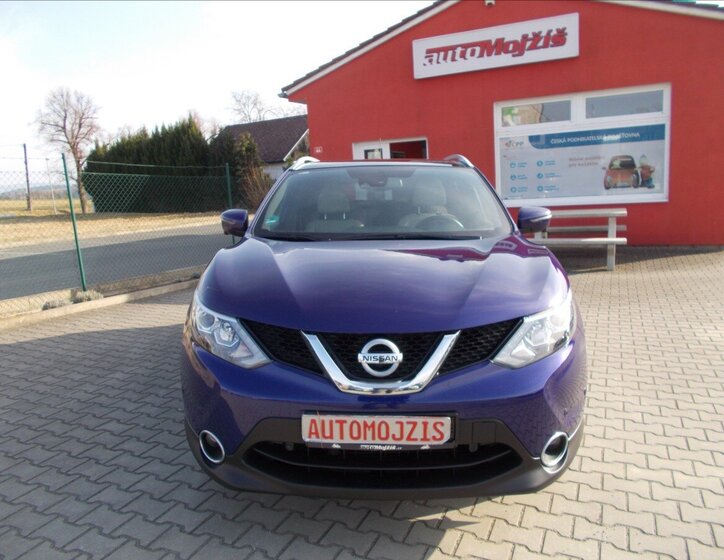 Nissan Qashqai SUV / Terénní 1,6 l 120 kw