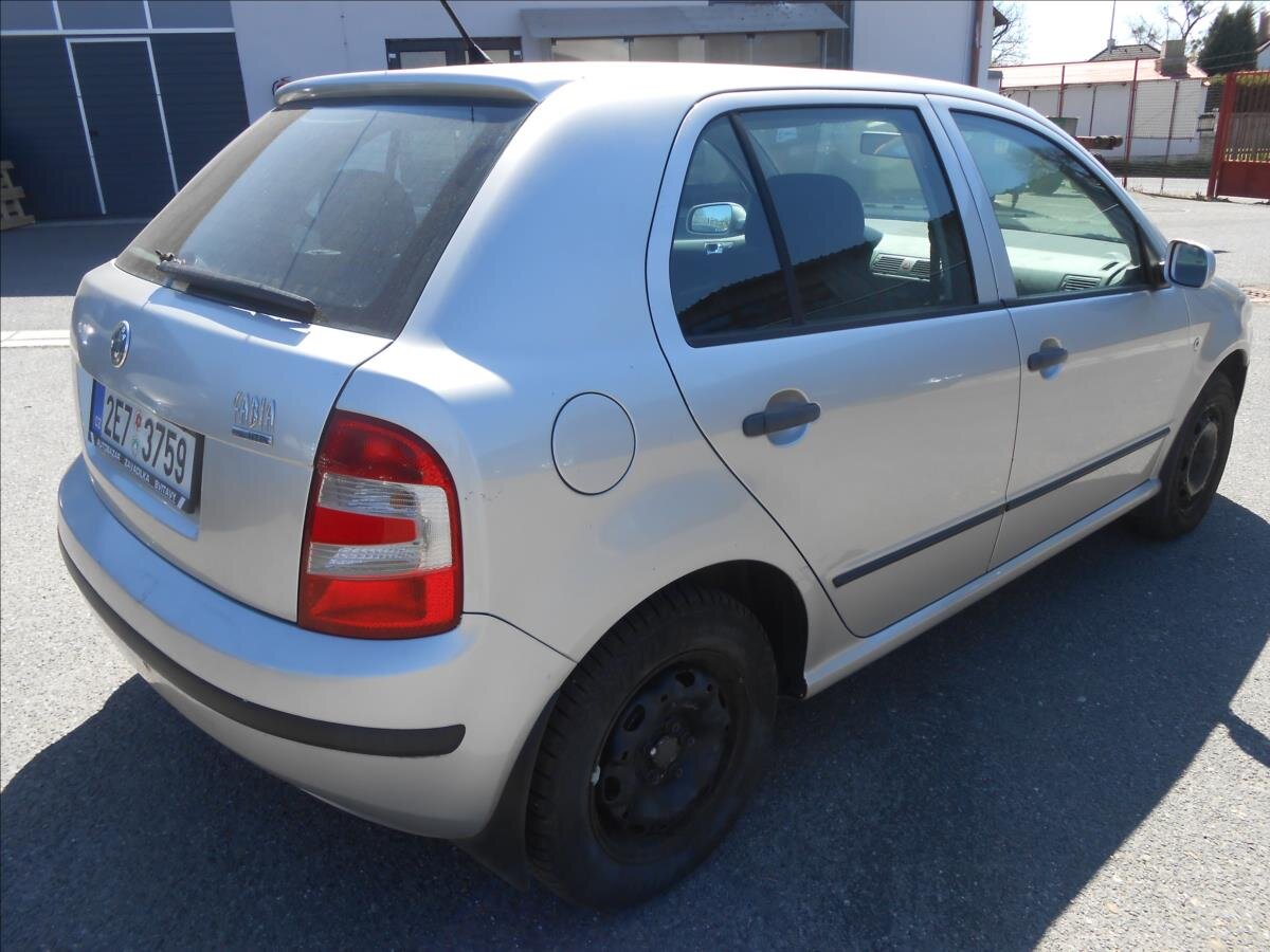 Škoda Fabia Hatchback 1,2 l 40 kw
