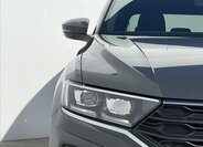 Volkswagen T-Roc SUV / Terénní 1,5 l 110 kw
