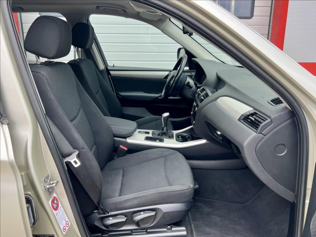 BMW X3 SUV / Terénní 2,0 l 135 kw