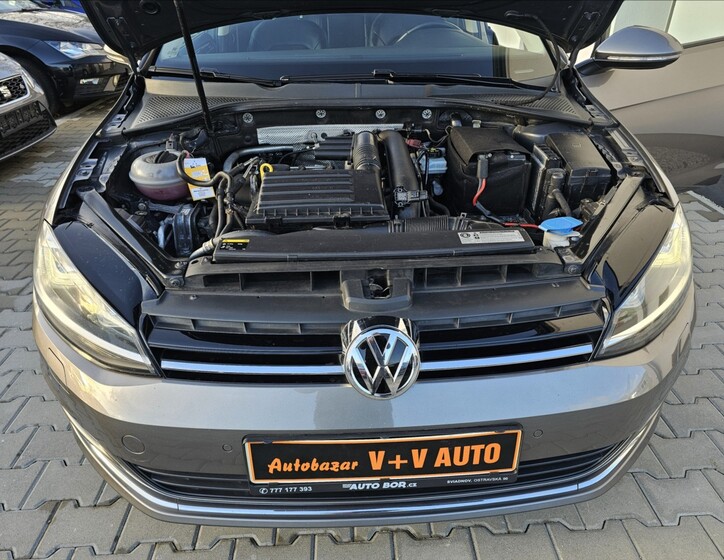 Volkswagen Golf 47