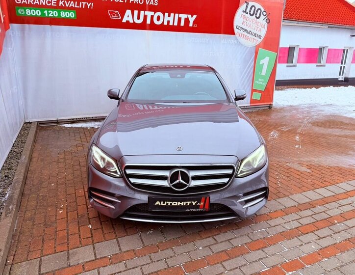 Mercedes-Benz Třídy E 2