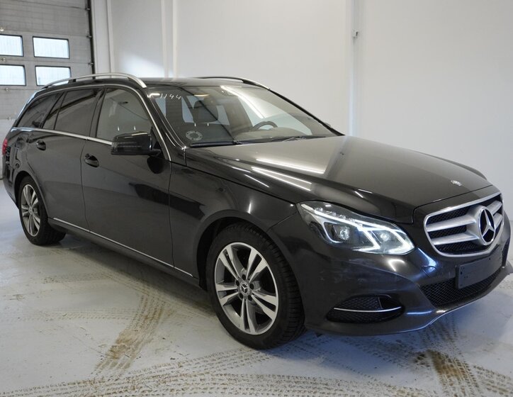 Mercedes-Benz Třídy E Kombi 3,0 l 190 kw