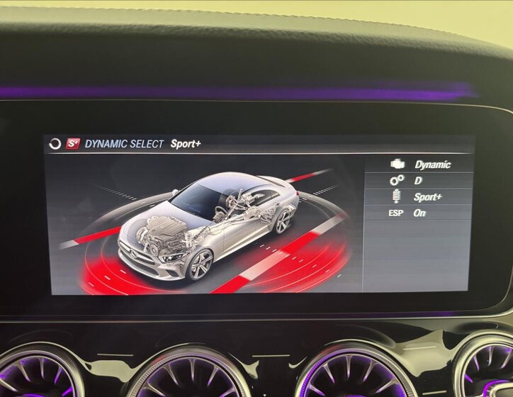 Mercedes-Benz CLS Sedan / Limuzína 3,0 l 320 kw