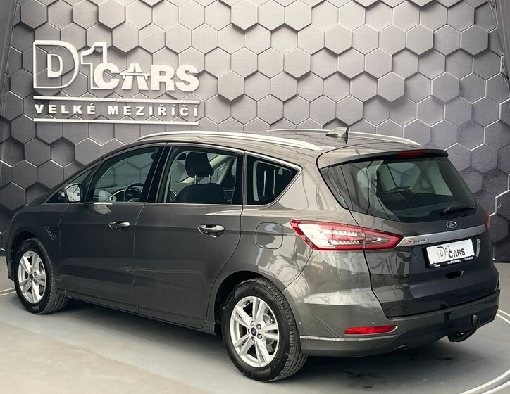 Ford S-MAX MPV 2,5 l 140 kw