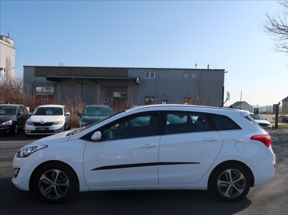 Hyundai i30 Kombi 1,6 l 88 kw